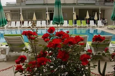 Hotel Club Family Garden